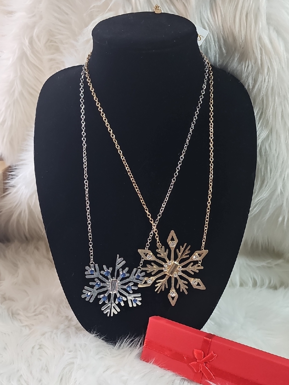 Set Of 2- Howards Gold and Silver Magnetic Snowflake Pendant Necklaces - #64